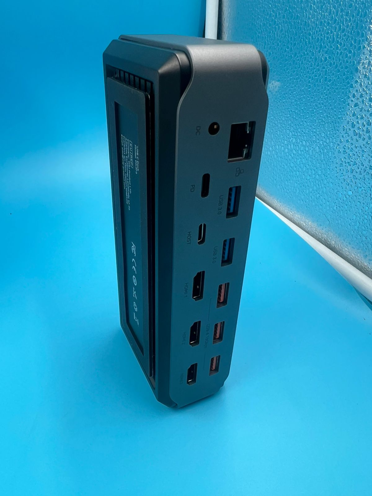 Estación Raycue de acoplamiento USB C Triple Monitor