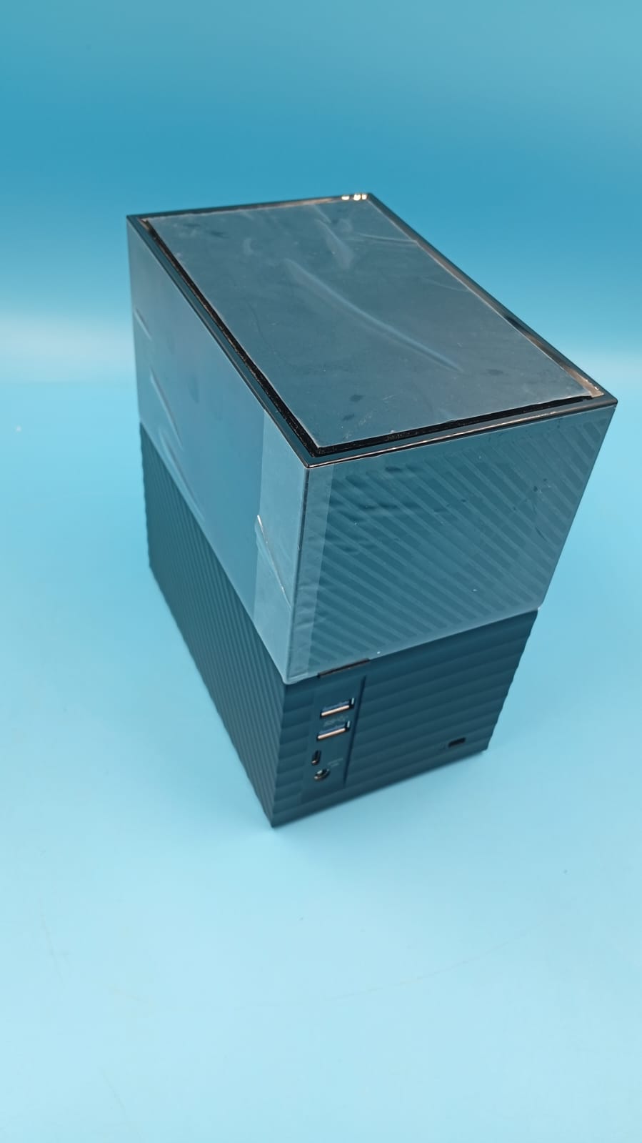 Disco duro externo, WD My Book Duo, RAID de 16TB.