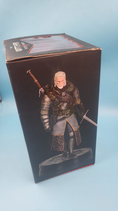 Dark Horse Deluxe The Witcher 3: Wild Hunt: Geralt Grandmaster Ursine Figura