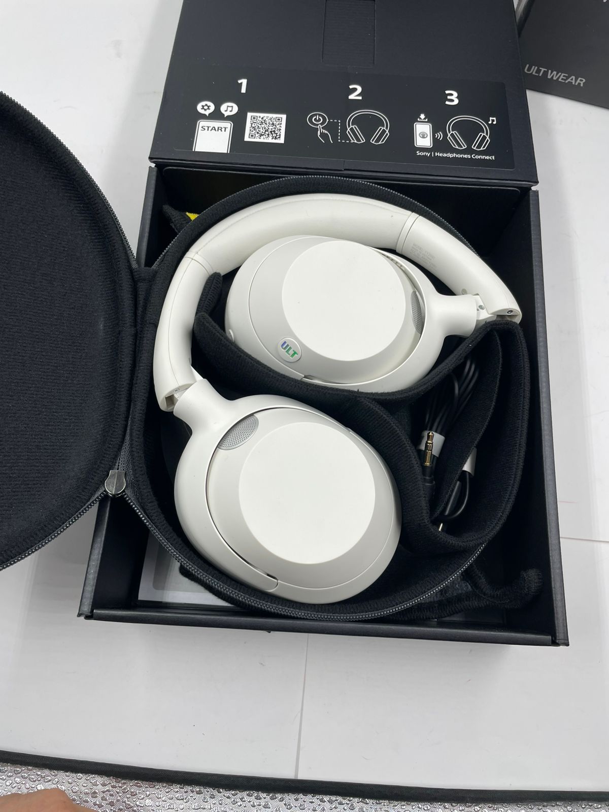 Sony Audífonos Inalámbricos ULT Wear con Bajos Potentes.