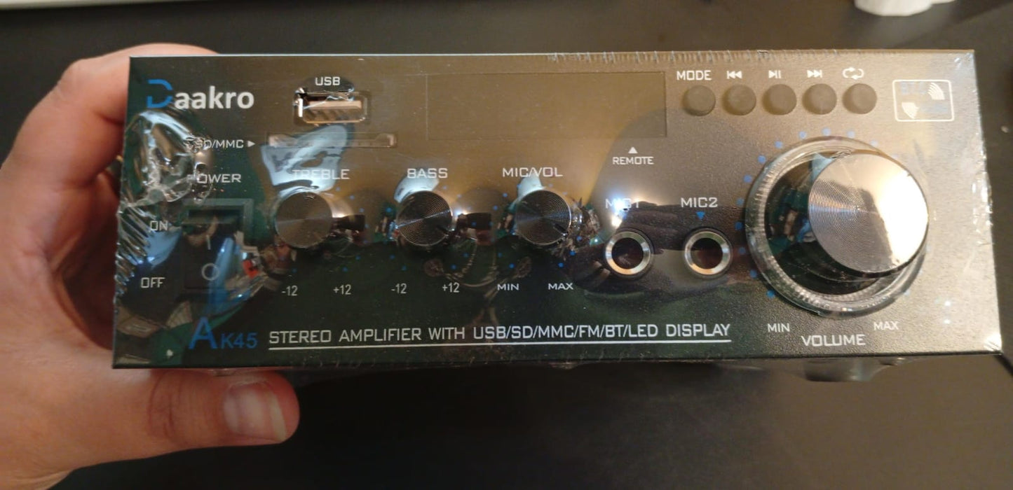 Amplificador de audio estéreo, 300W, Daakro AK45, control remoto.