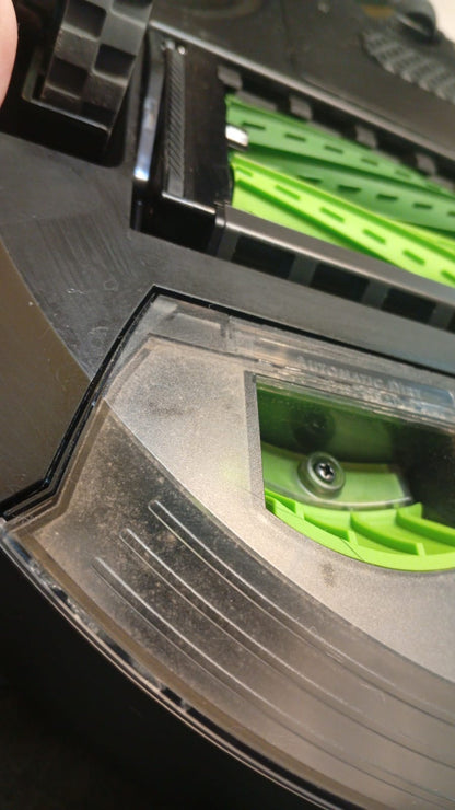 Robot Aspirador iRobot Roomba i5, con auto-vaciado, (Reacondicionado)