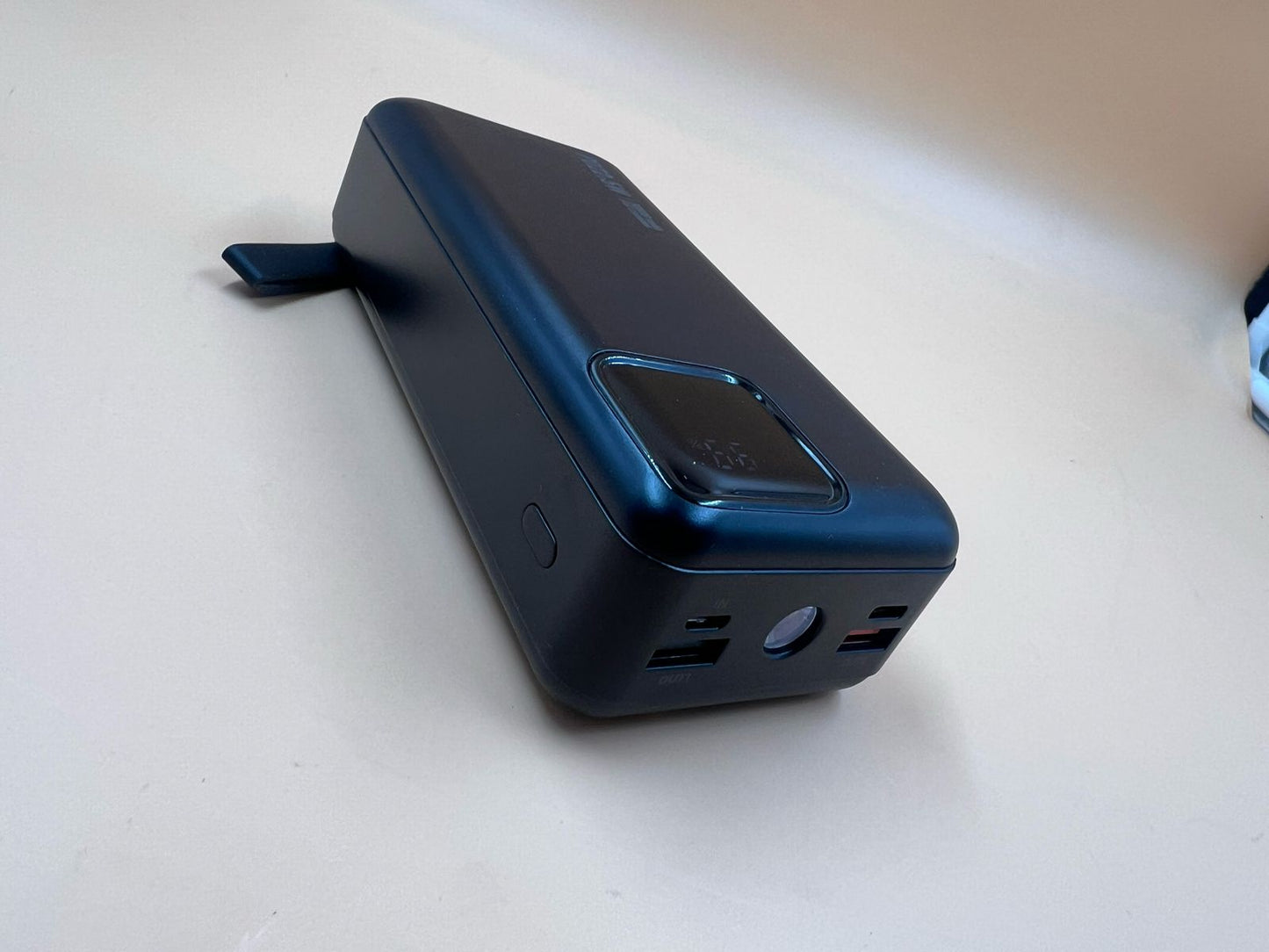 Cargador portátil BIUMVP de 50 000 mAh (USADO)
