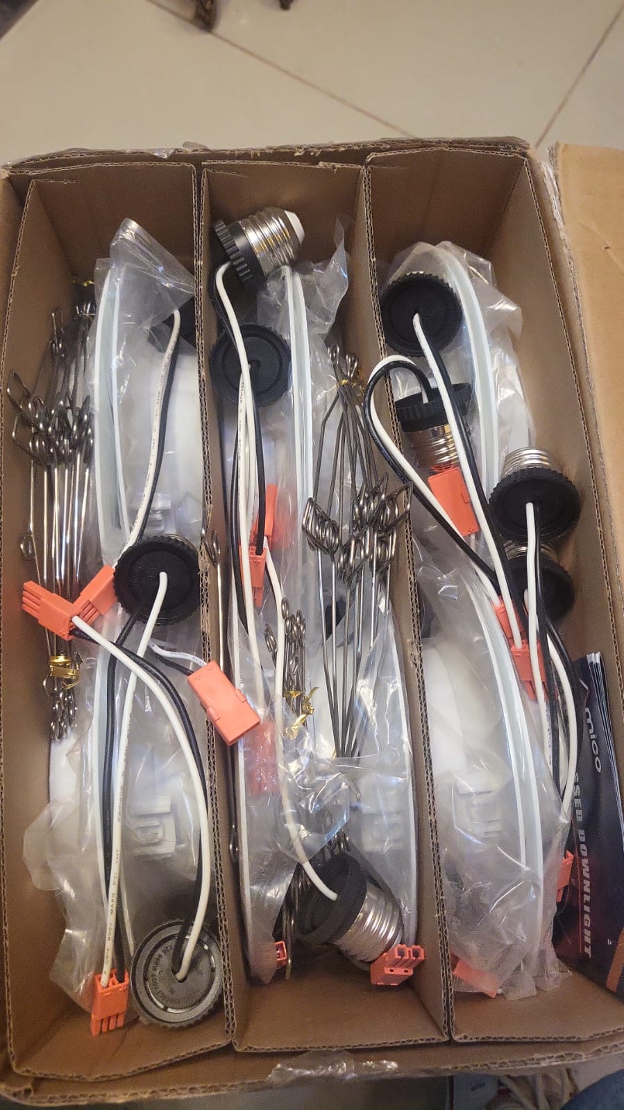 Luces empotrables de 5/6 pulgadas con clasificación IC, 6000 K AMICO