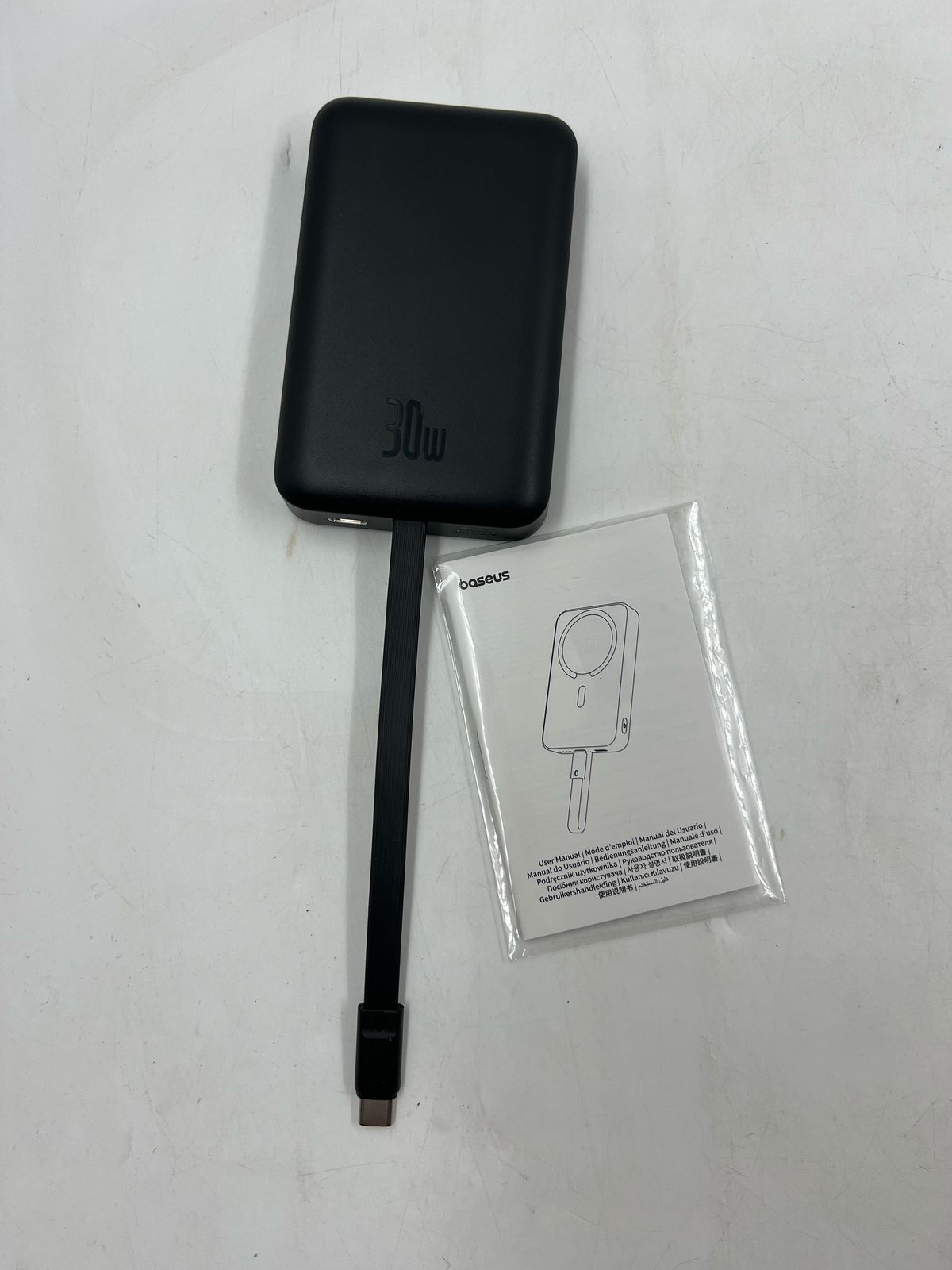 Cargador portátil magnético Baseus MagSafe (USADO)