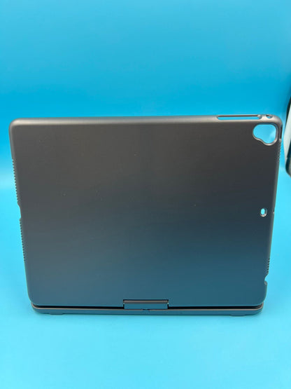 YEKBEE Funda con teclado 360X para iPad de 11"