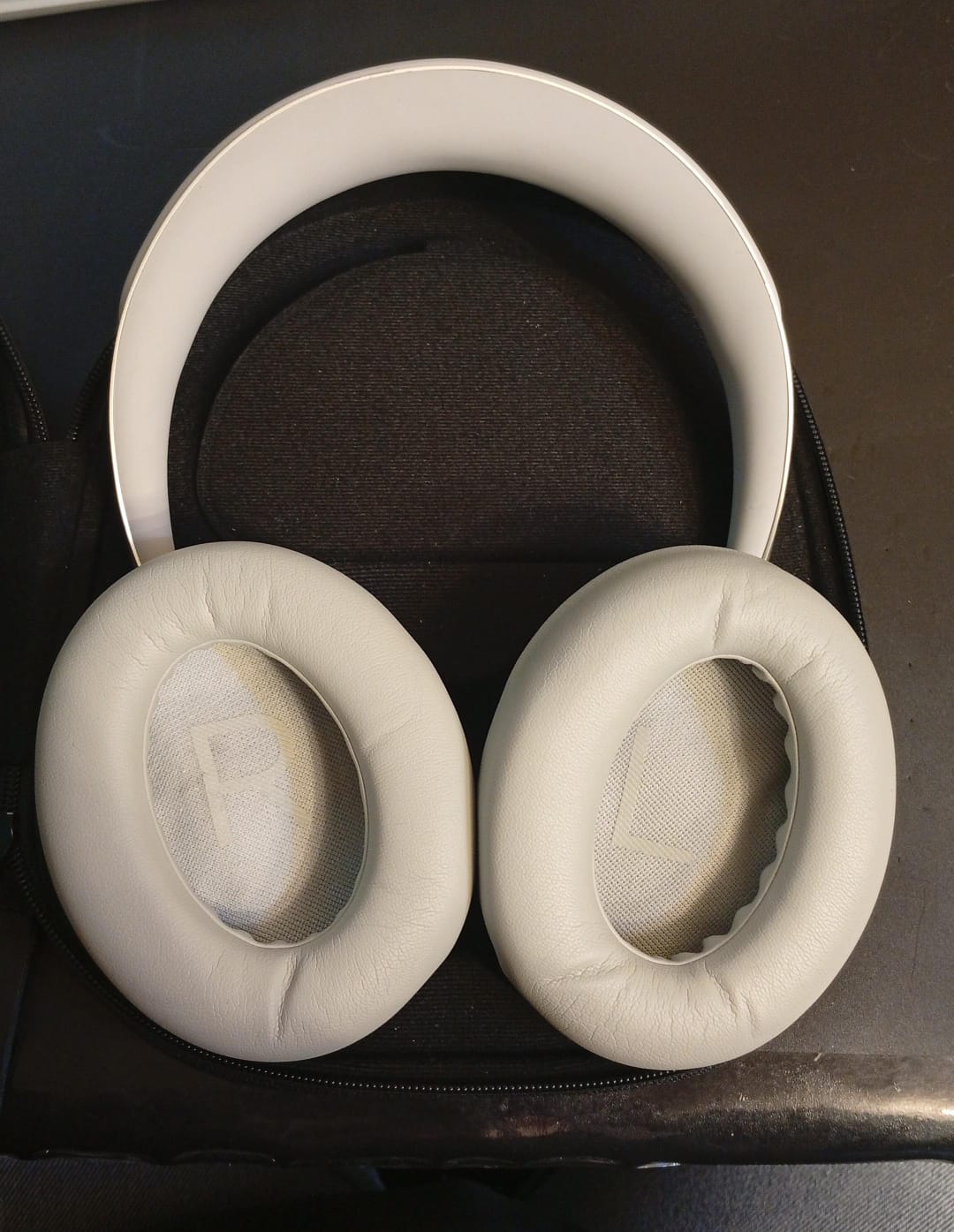 Bose Audífonos Bluetooth, cancelación de Ruido 700, (USADO)