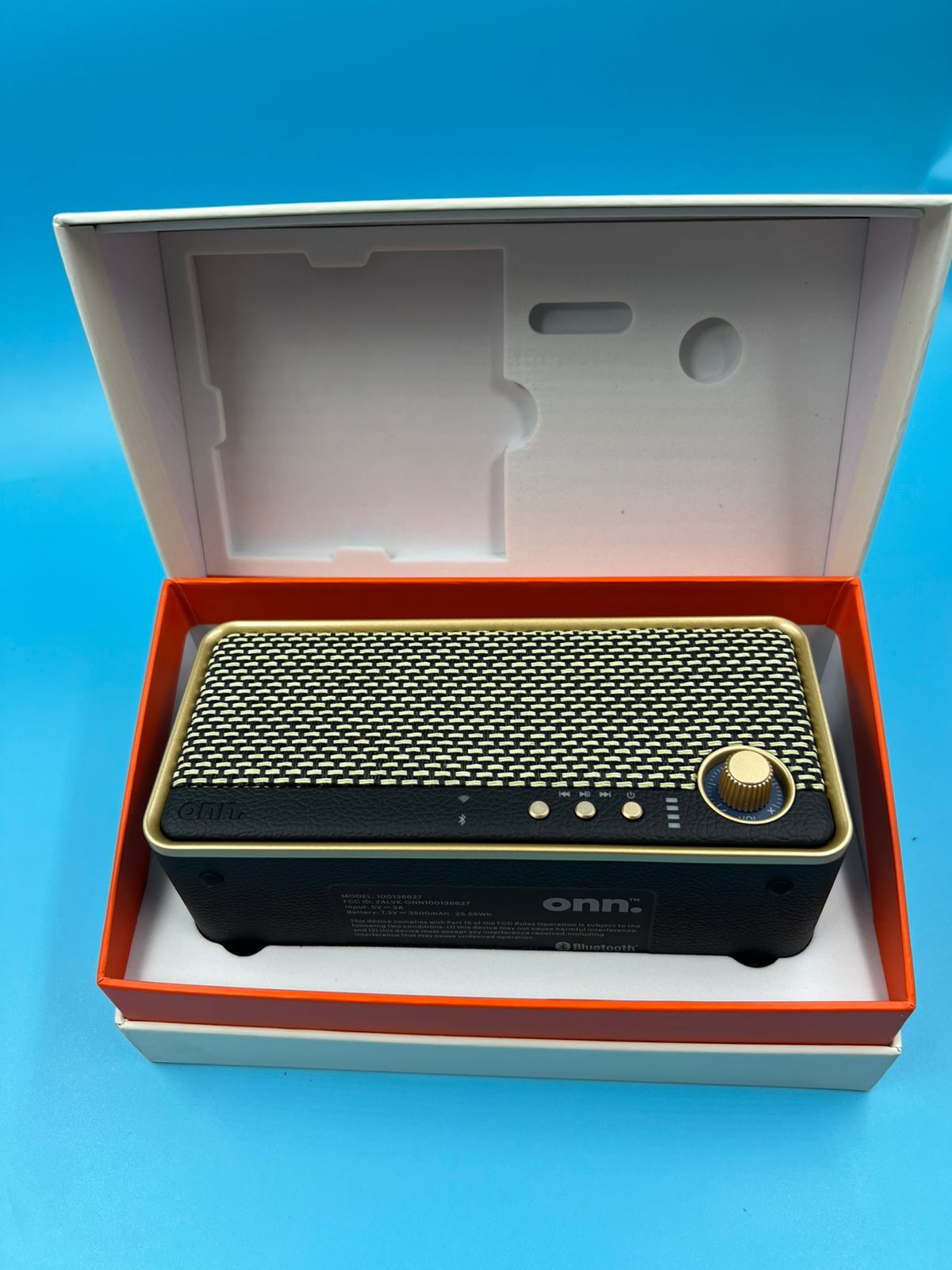 Altavoz Wi-Fi mediano ONN con sonido multidireccional, negro