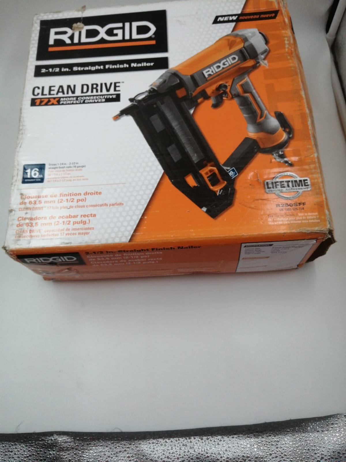 Clavadora neumática de acabado recto USADO RIDGID