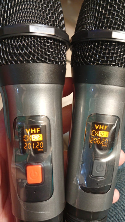 Máquina de karaoke, Vosoco T-03, con 2 micrófonos inalámbricos.