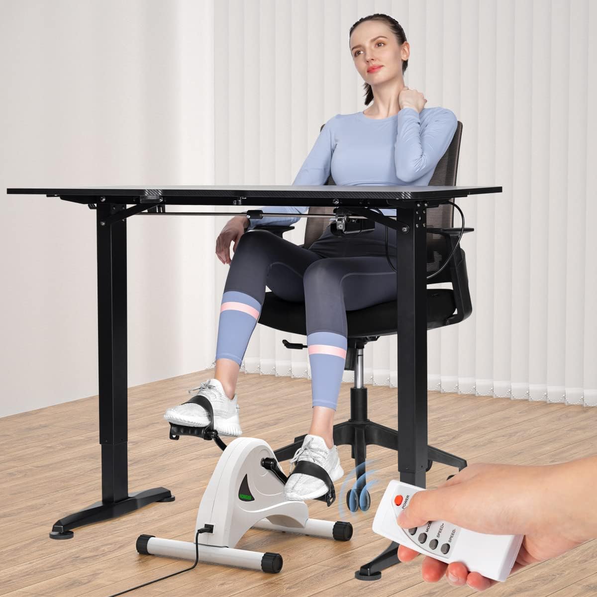 Mini bicicleta de pedal entrenador motorizado. HOMGIM