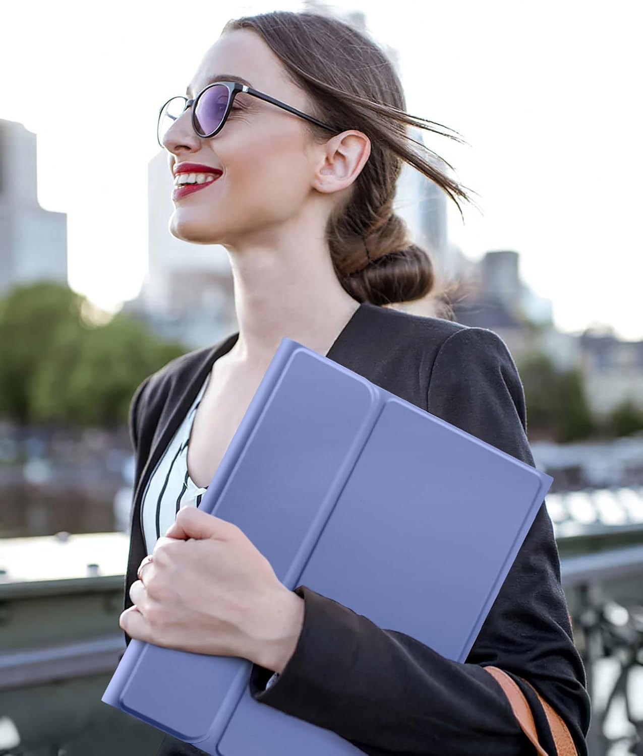 Funda con teclado trackpad iPad de 11ª y 10ª generación (USADO)
