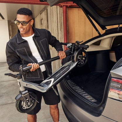 Scooter eléctrico para adultos, fibra de carbono, 31 M, NIU KQi Air.