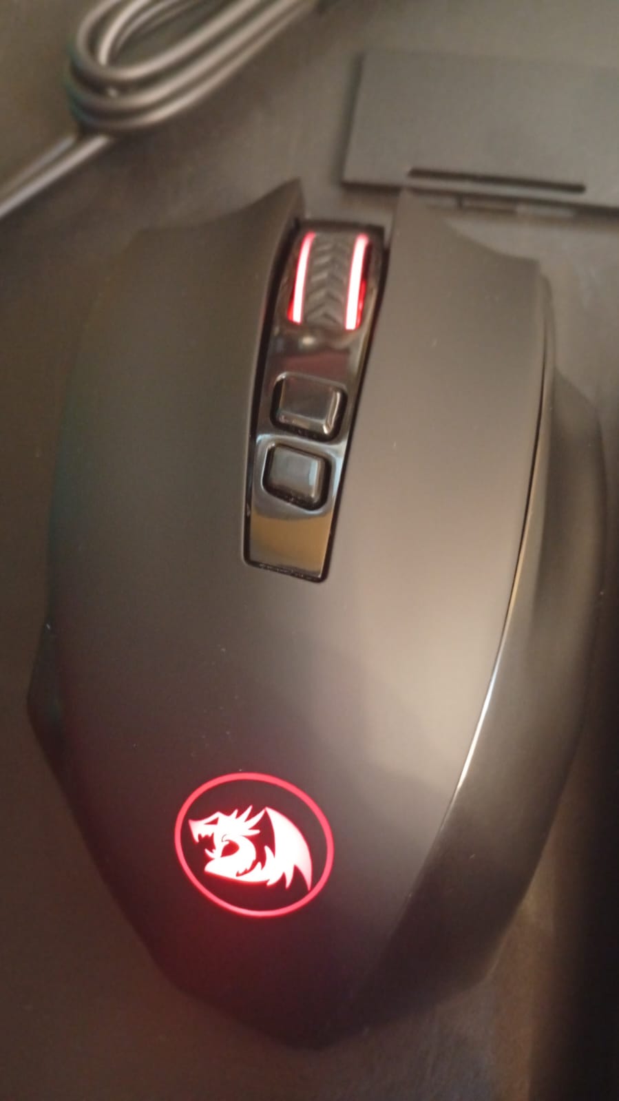 Teclado y mouse inalámbrico para juegos , RGB, Redragon (USADO).
