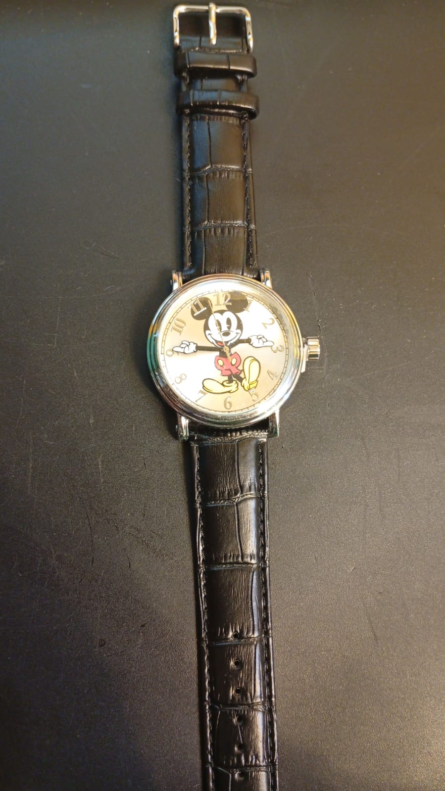 Reloj para adultos, con correa de cuero, Mickey Mouse.