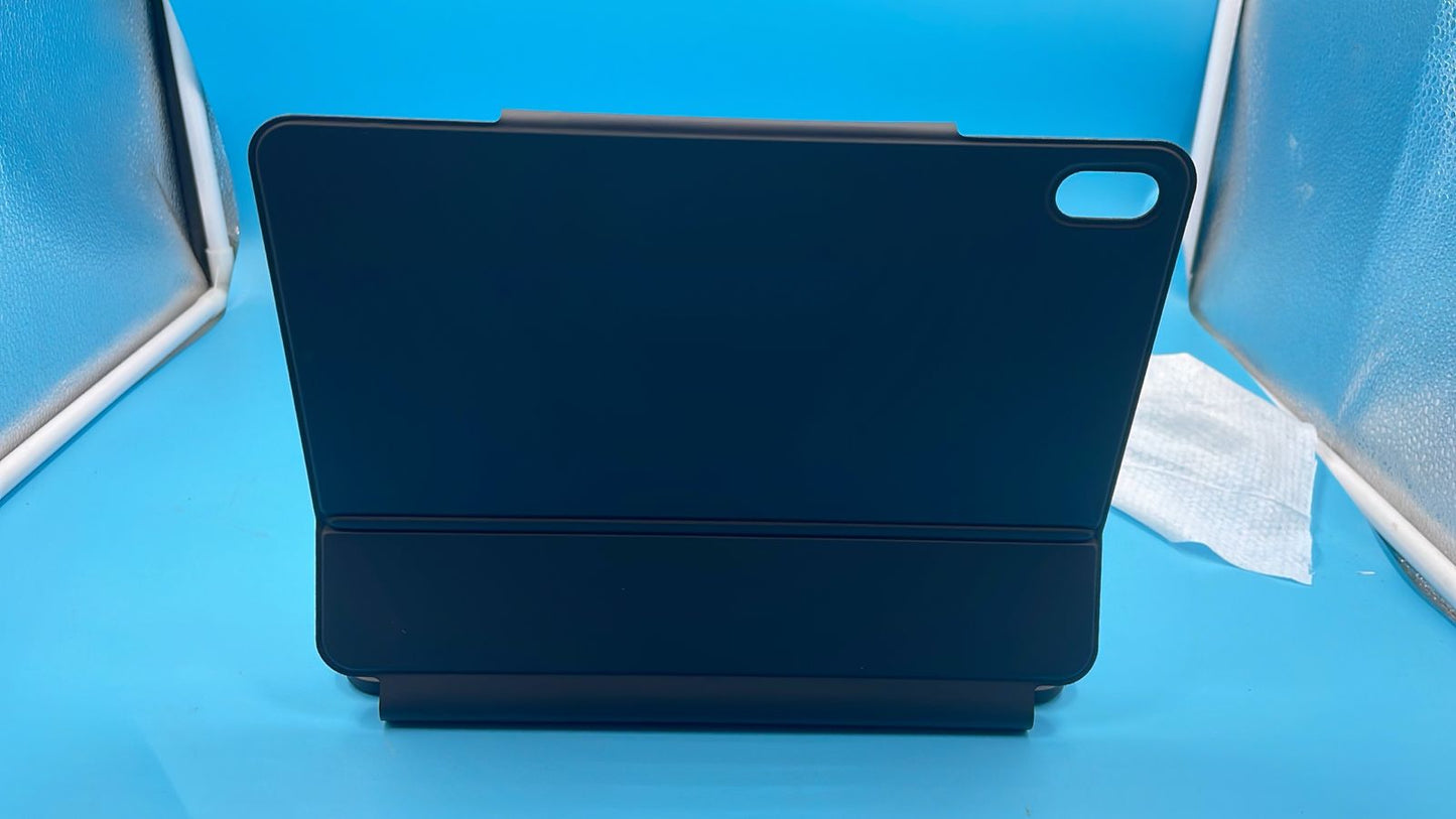 ESR - Teclado para iPad de 10ª generación, Funda mágica para generación (2022)