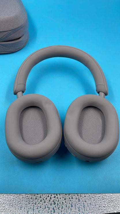Sony WH-1000XM5 Rosa: Sonido Premium y Silencio Total.(USADOS)