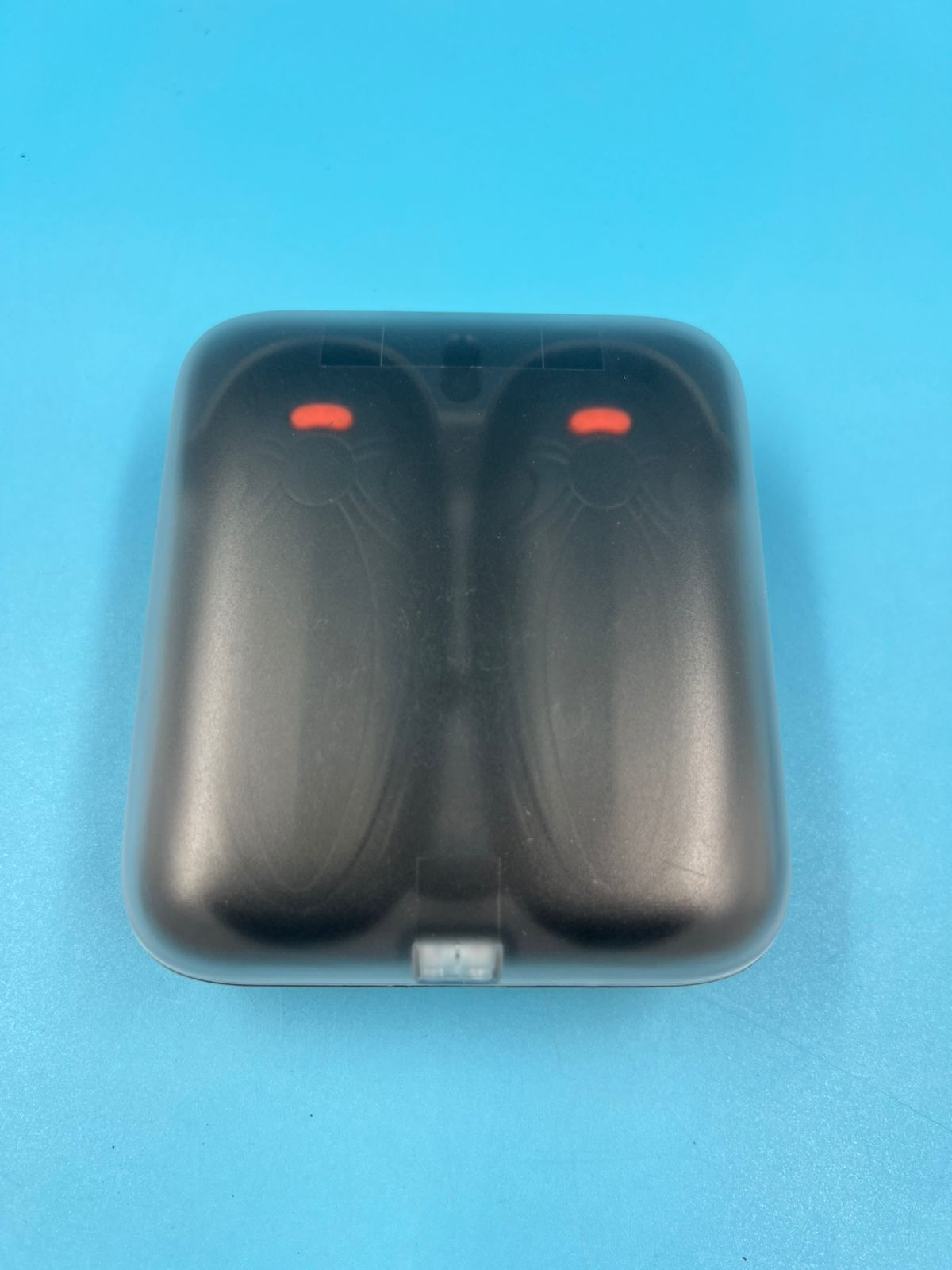 Calentadores de manos con IA recargables estuche de carga (USADO)