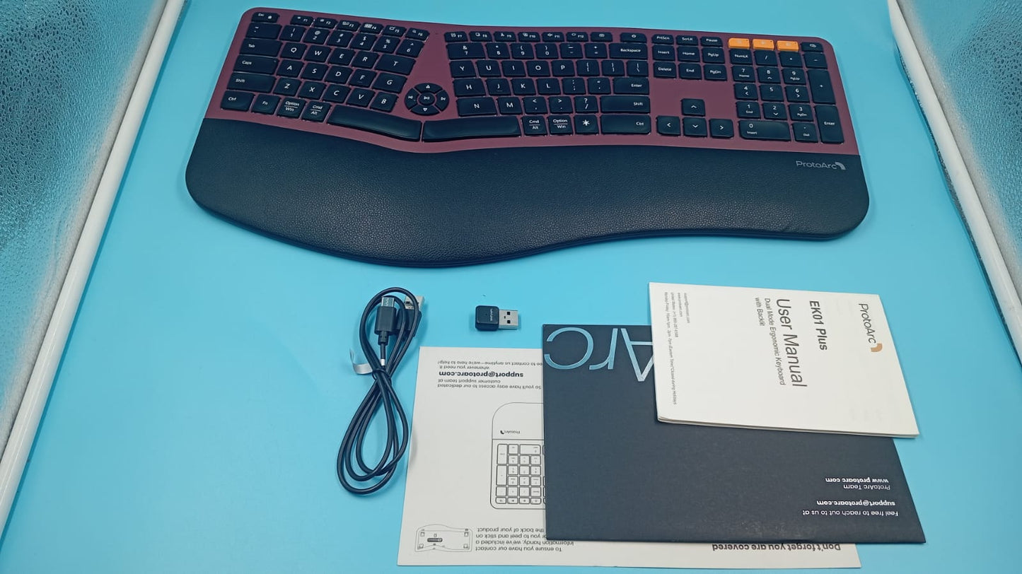 ProtoArc, Teclado ergonómico Bluetooth retroiluminado, recargable.