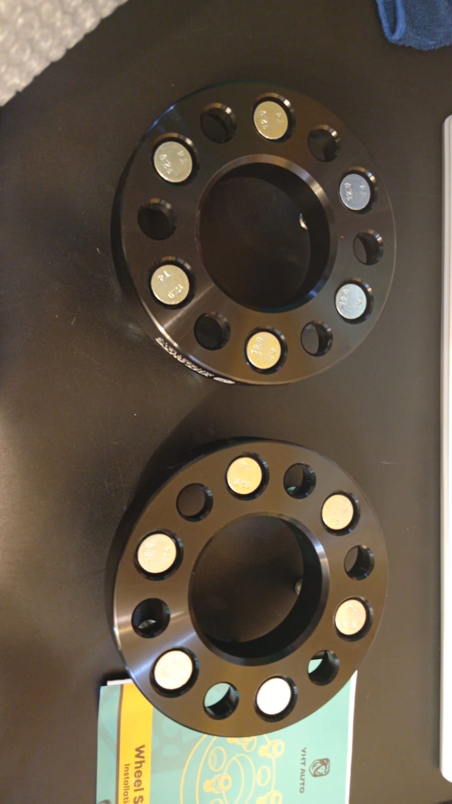 Espaciadores de rueda de 6 x 5.5",  1" ancho, 70mm centro.