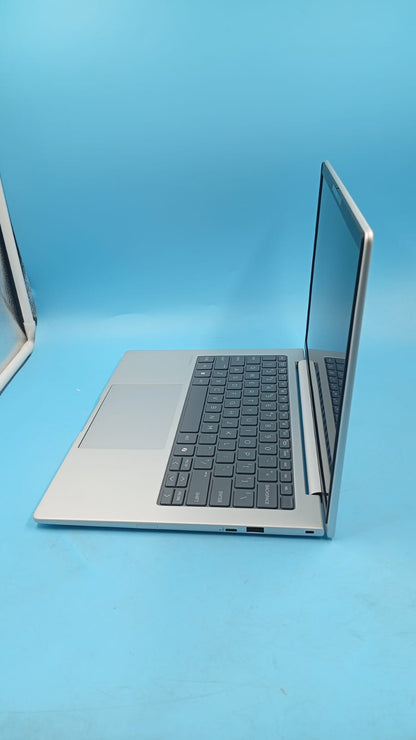 Lap-Top HP EliteBook 8 G1a de 14", AMD Ryzen 5 Pro, 32 GB, AI Notebook *U*