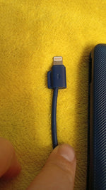Cargador portátil con cables y enchufe de pared, 10000 mAh (USADO).