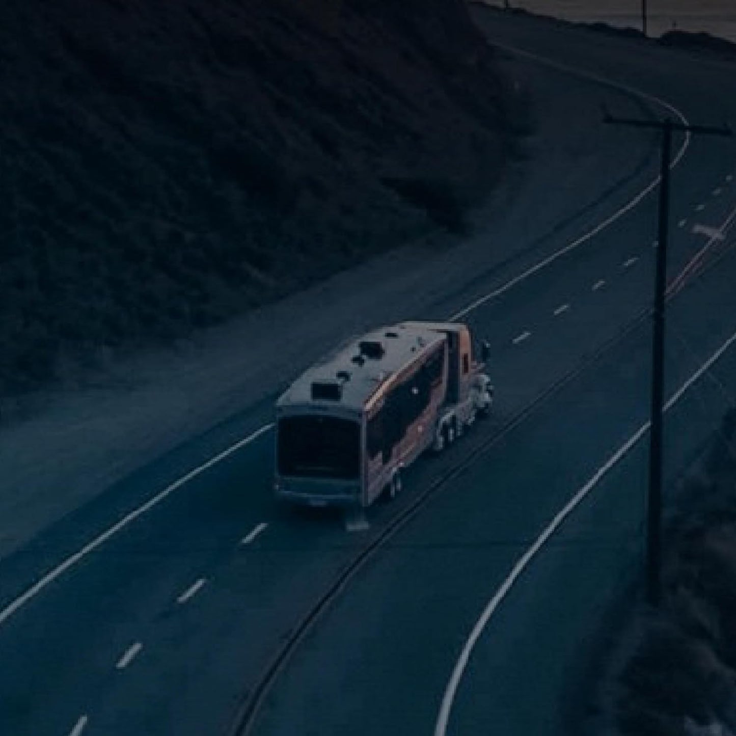 Sistema de cámara trasera inalámbrica para RV'S, 4.3".