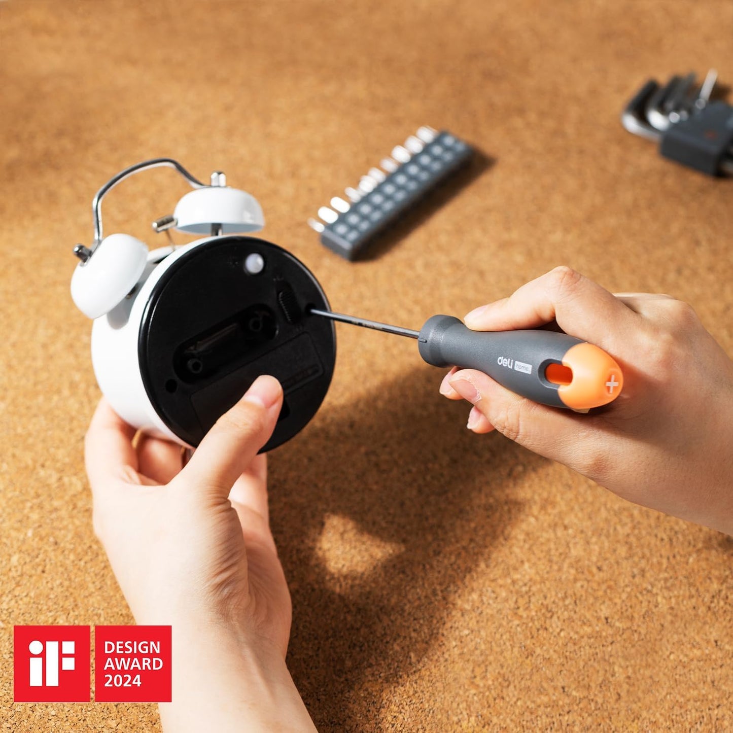 Juego de herramientas de mano, cajas apilables, compacta, Deli.