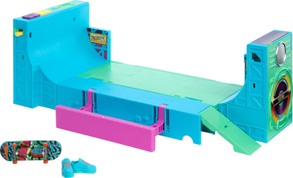 Hot Wheels Skate Boombox Skate Park Playset.