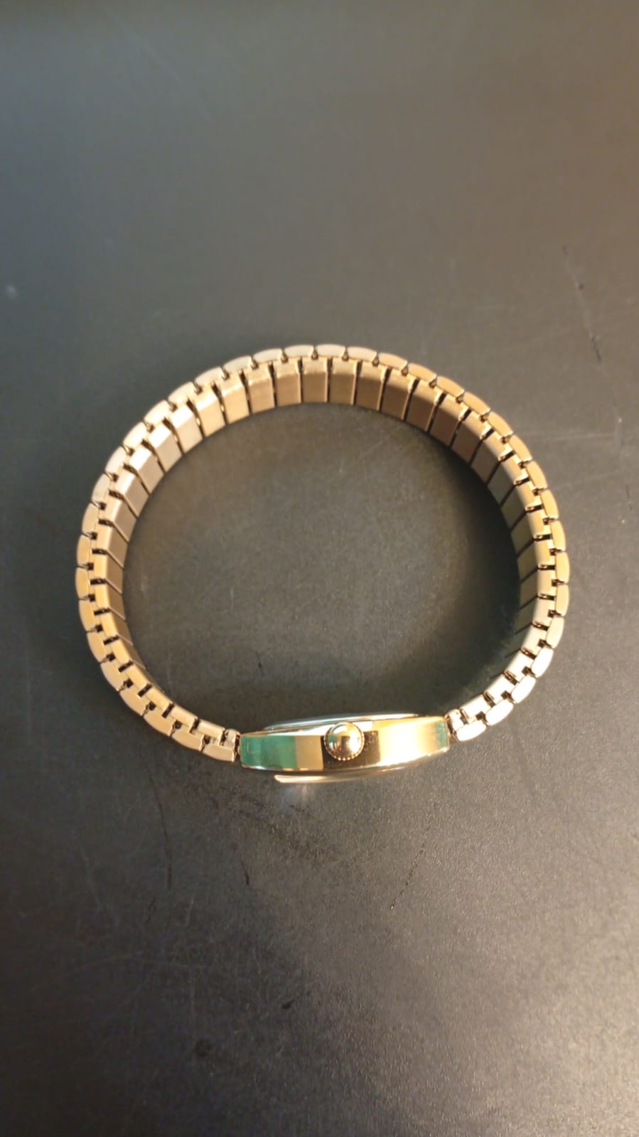 Reloj para mujer, banda de expansión, Caravelle by Bulova.(USADO)