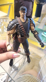 Figura Berserk Guts Black Swordsman Figma 359 Articulada Con Caja abierta