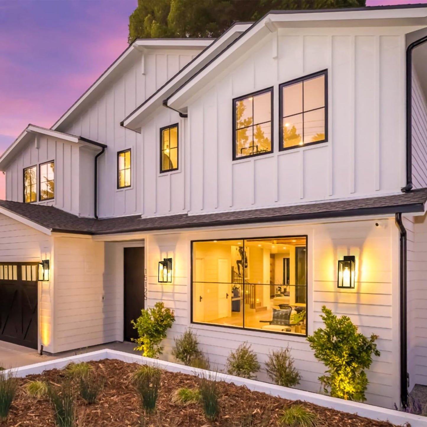 Lámparas de pared exterior, con sensor de atardecer a amanecer.