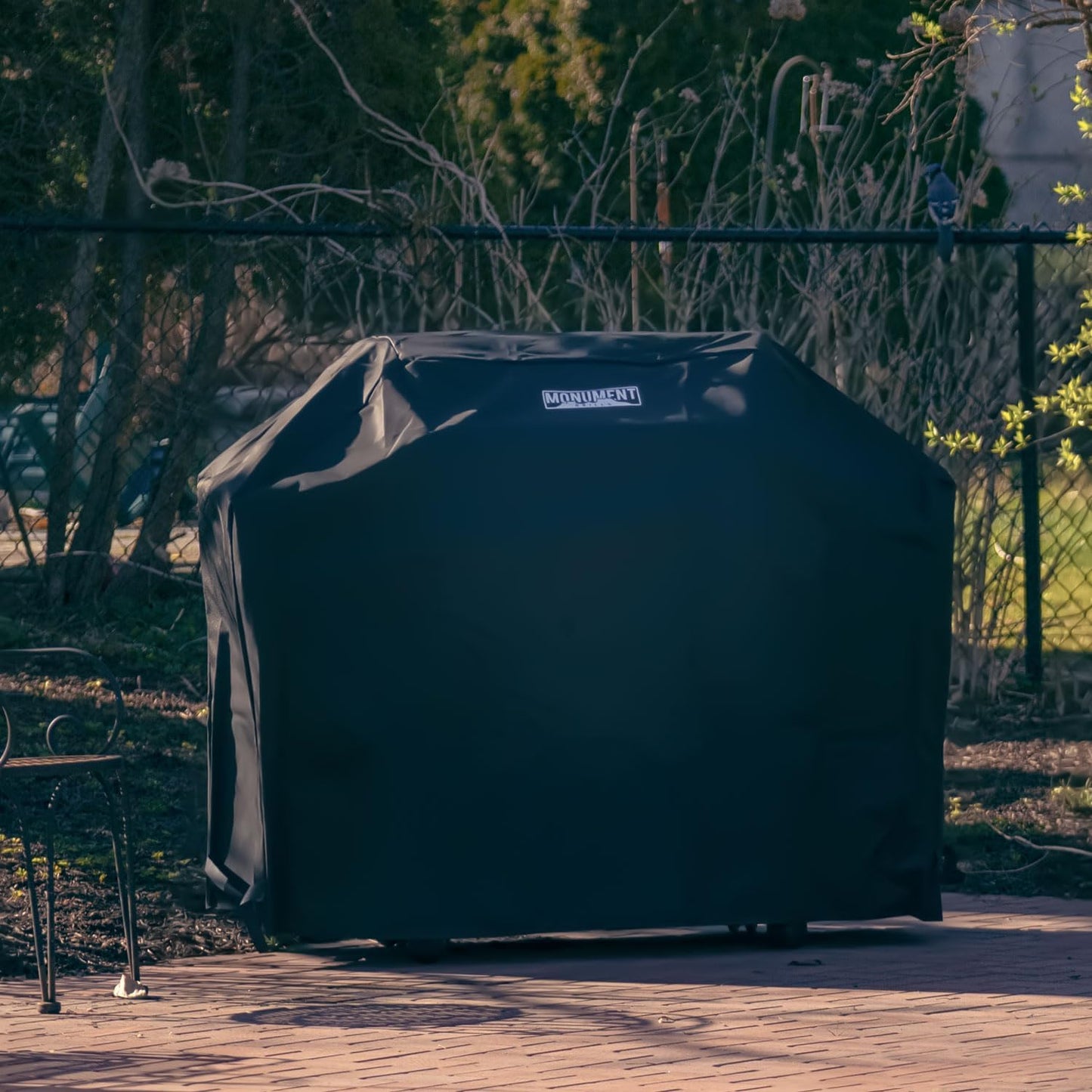 Funda impermeable para parrilla de gas Monument 54"