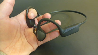 Auriculares de conducción ósea, Bluetooth, IPX6 imperm. (USADO).