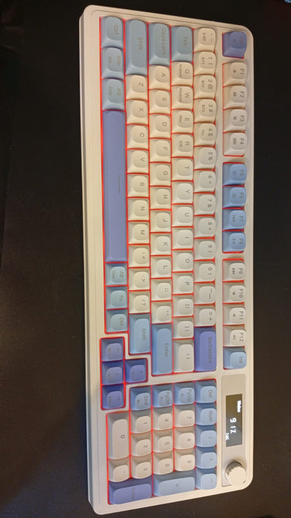Teclado para juegos AULA S99 Pro, visualización y perilla multimedia.