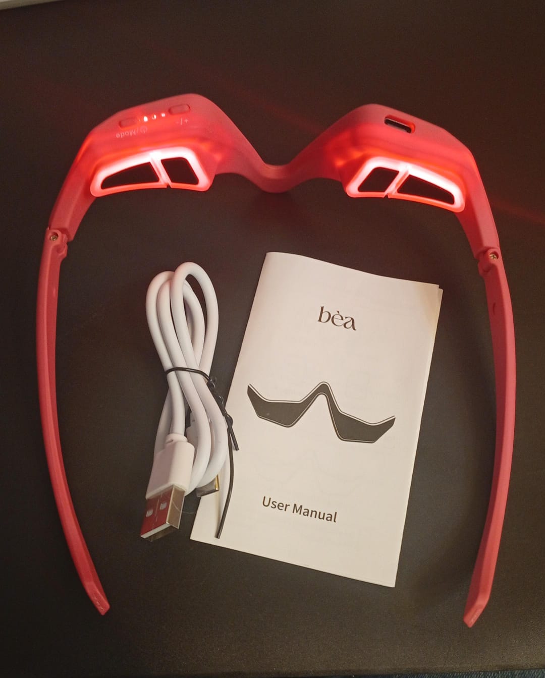 Terapia de luz roja para ojeras y bolsas para los ojos, Bea.