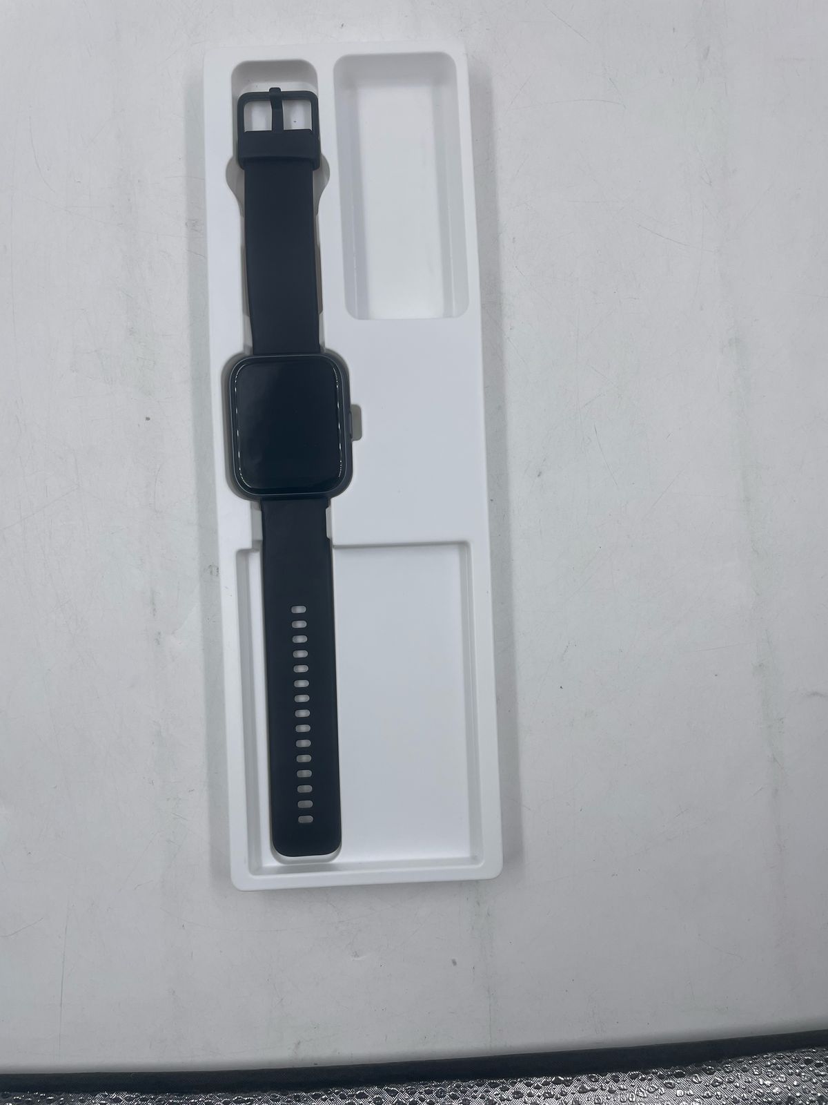 Reloj inteligente , Alexa integrado, rastreador de fitness con 60 modos deportivos. (USADO)