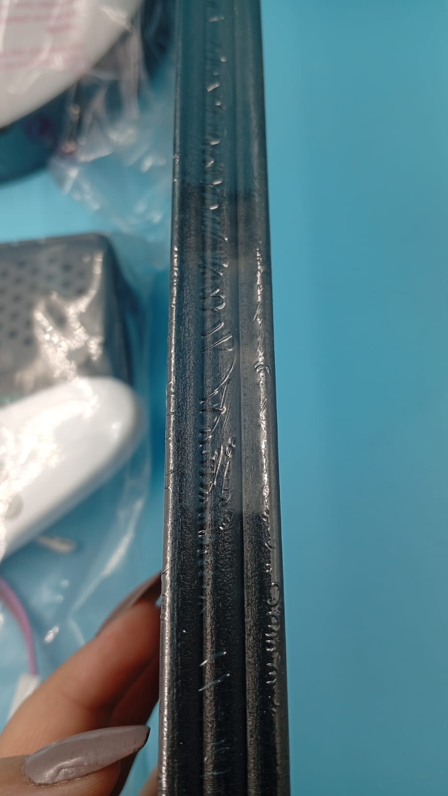 Ventilador de techo, empotrable, 42", control remoto, luz regulable.