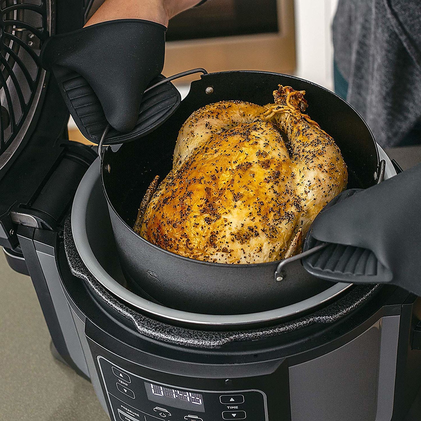 Olla a presión y freidora de aire, Ninja Foodi OP301, NEGRA.