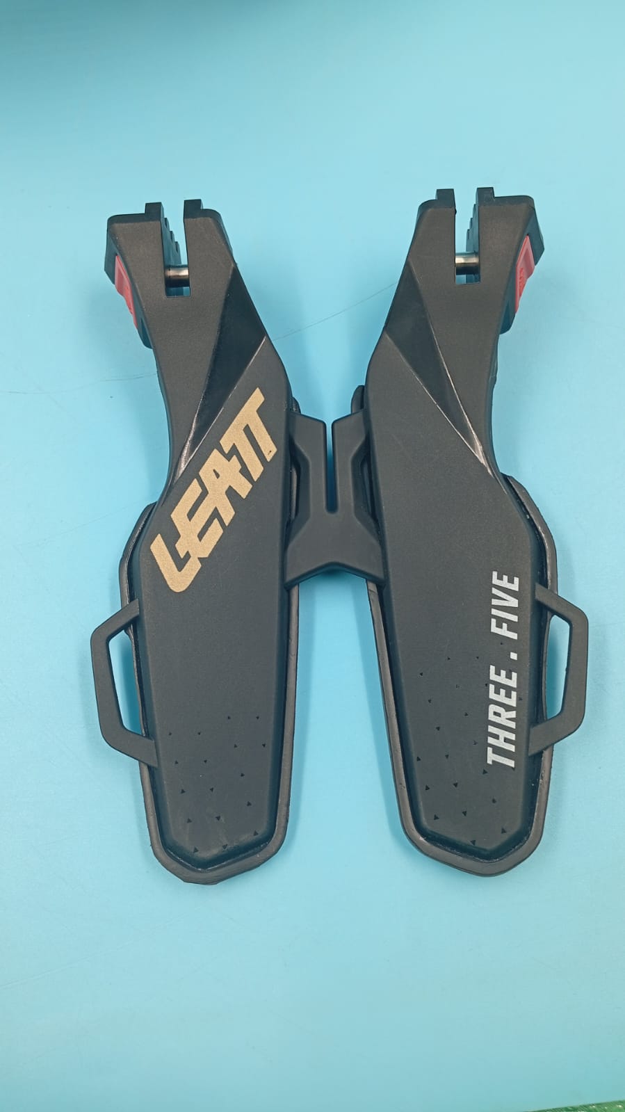 Soporte unisex para el cuello, motociclistas todoterreno (USADO).