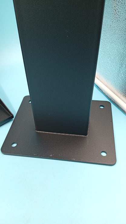Pedestal para cargador EV de Tesla 60 amp/250V, (USADO).