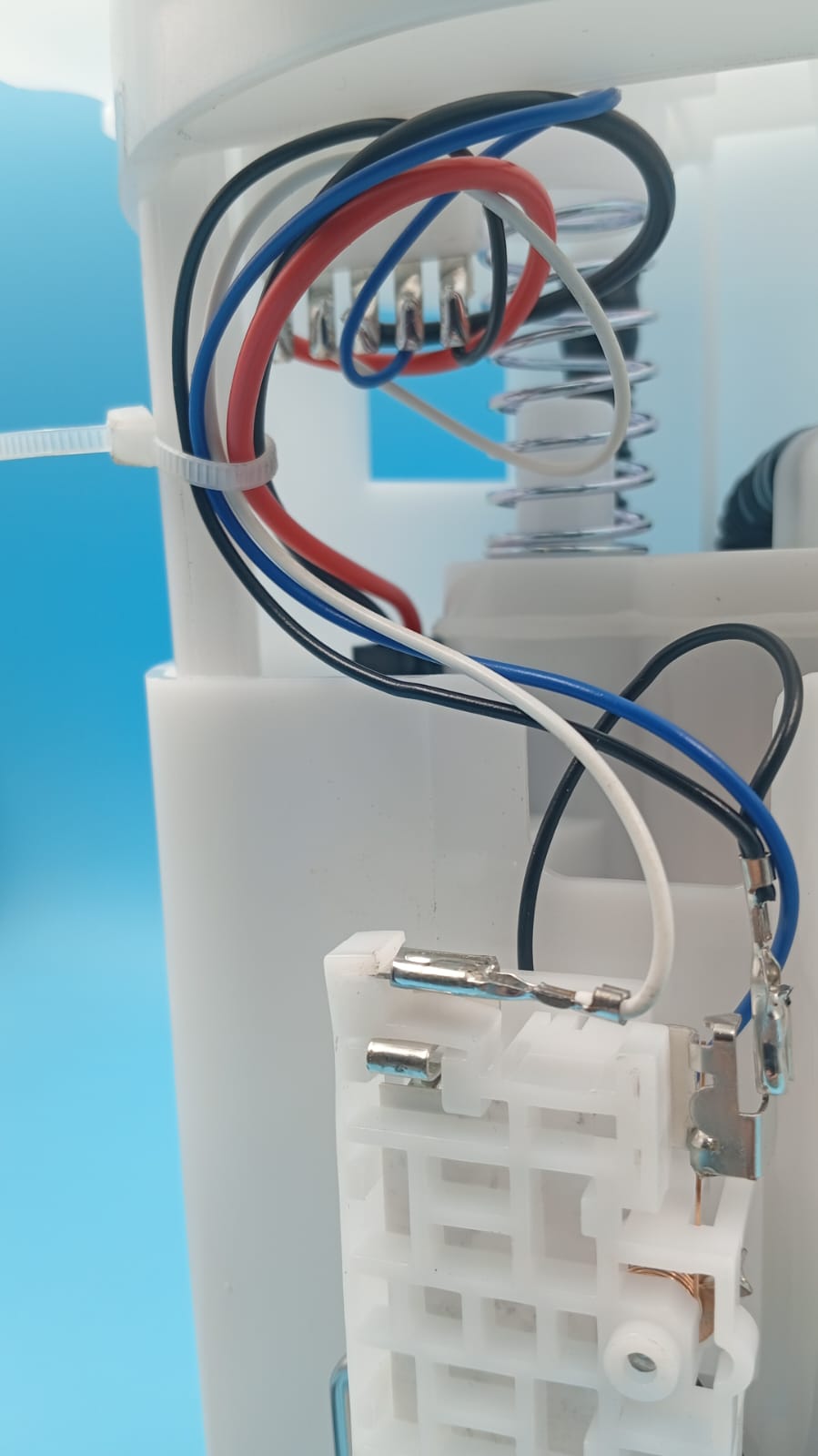 Bomba de combustible eléctrica, A-Premium, Nissan Sentra 02-06.