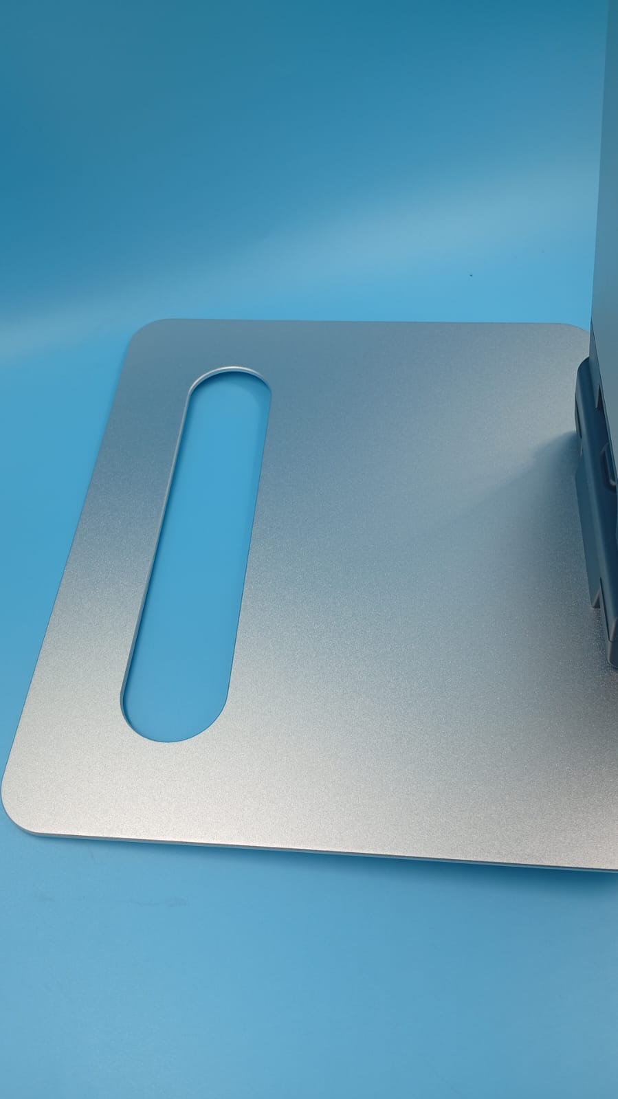 Soporte para computadora portátil, altura ajustable, 11 a 17".