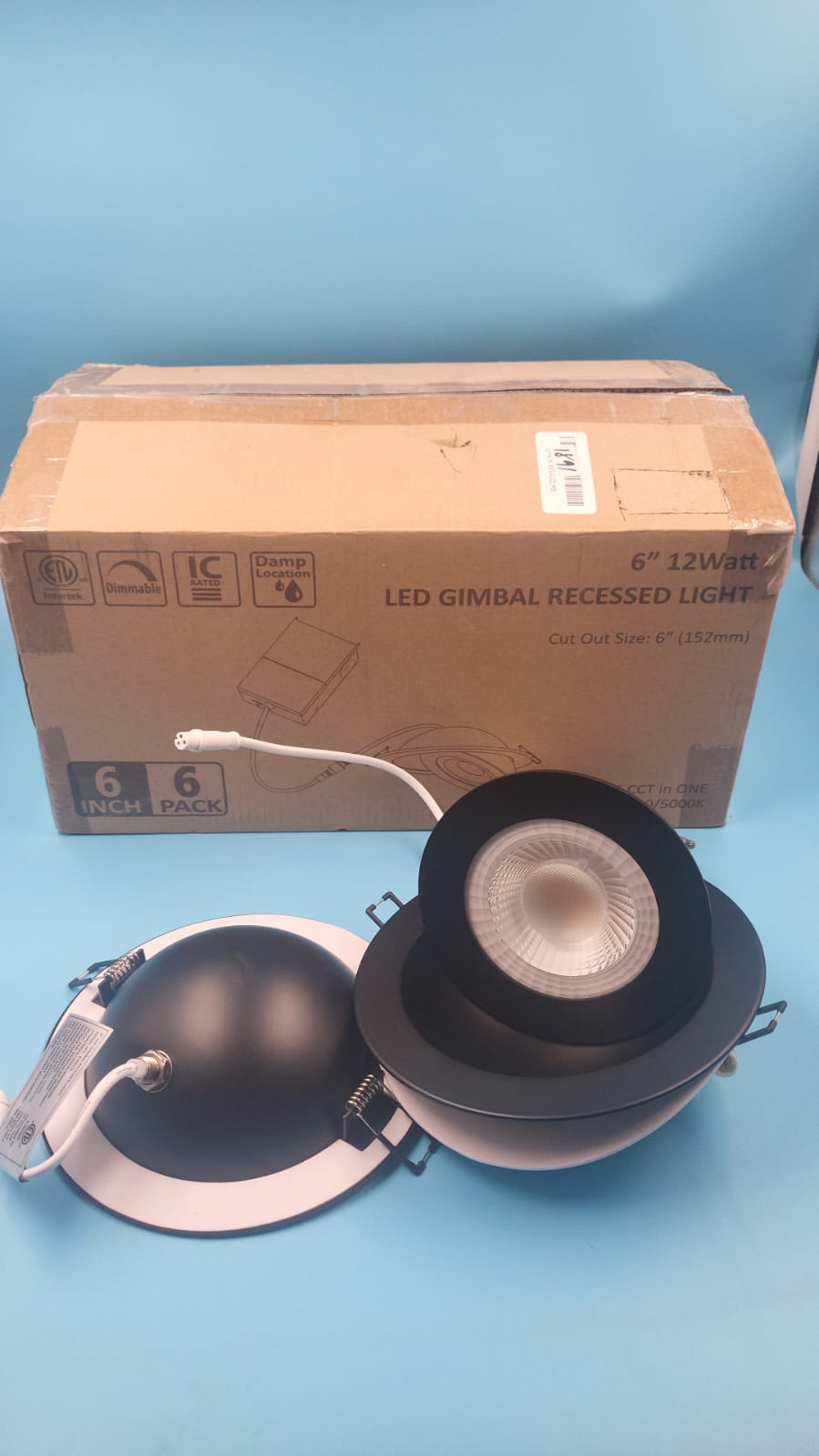 Foco empotrable de 15.24 cm – 12 W con cardán inclinado para techo, empotrado. POPANU