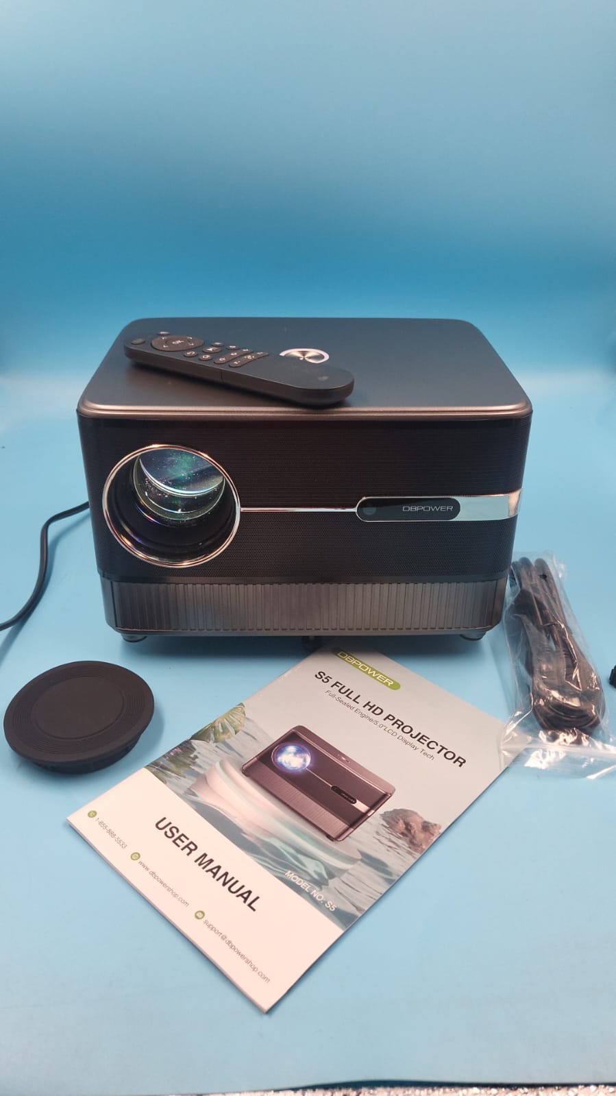 Proyector 4K para exteriores con WiFi 6 y Bluetooth DBPOWER