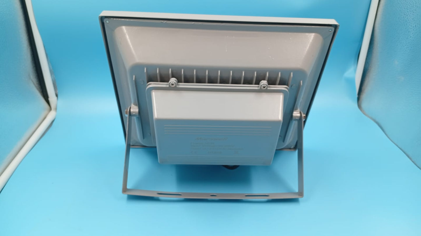 Luz de inundación LED, RGB de 50 W, control remoto, (DETALLE).