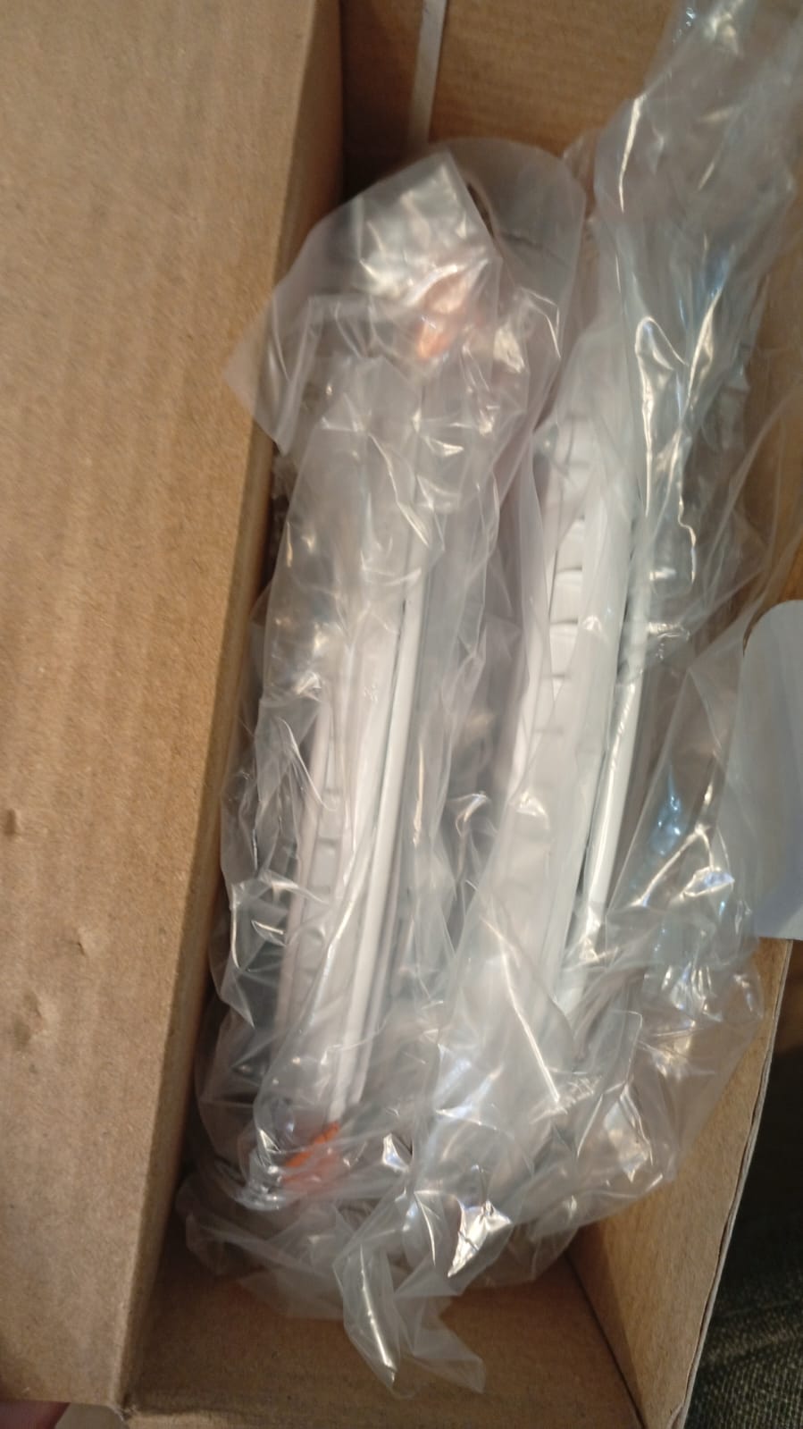 Amico paquete de 24 luces, empotrables ultrafinas, 6".