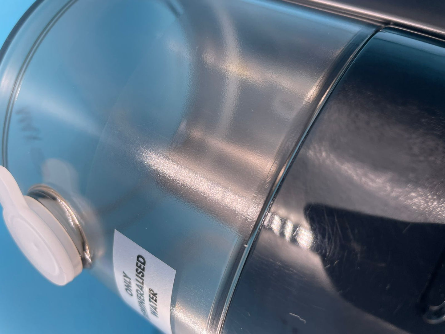 Maquina automatica de limpieza de cepillos para cabello.(USADO)