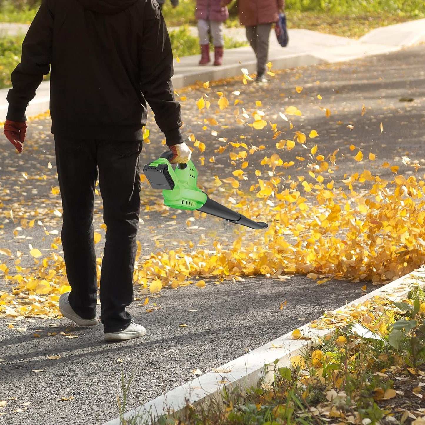 Soplador de hojas inalámbrico con batería de 5.0Ah y cargador.