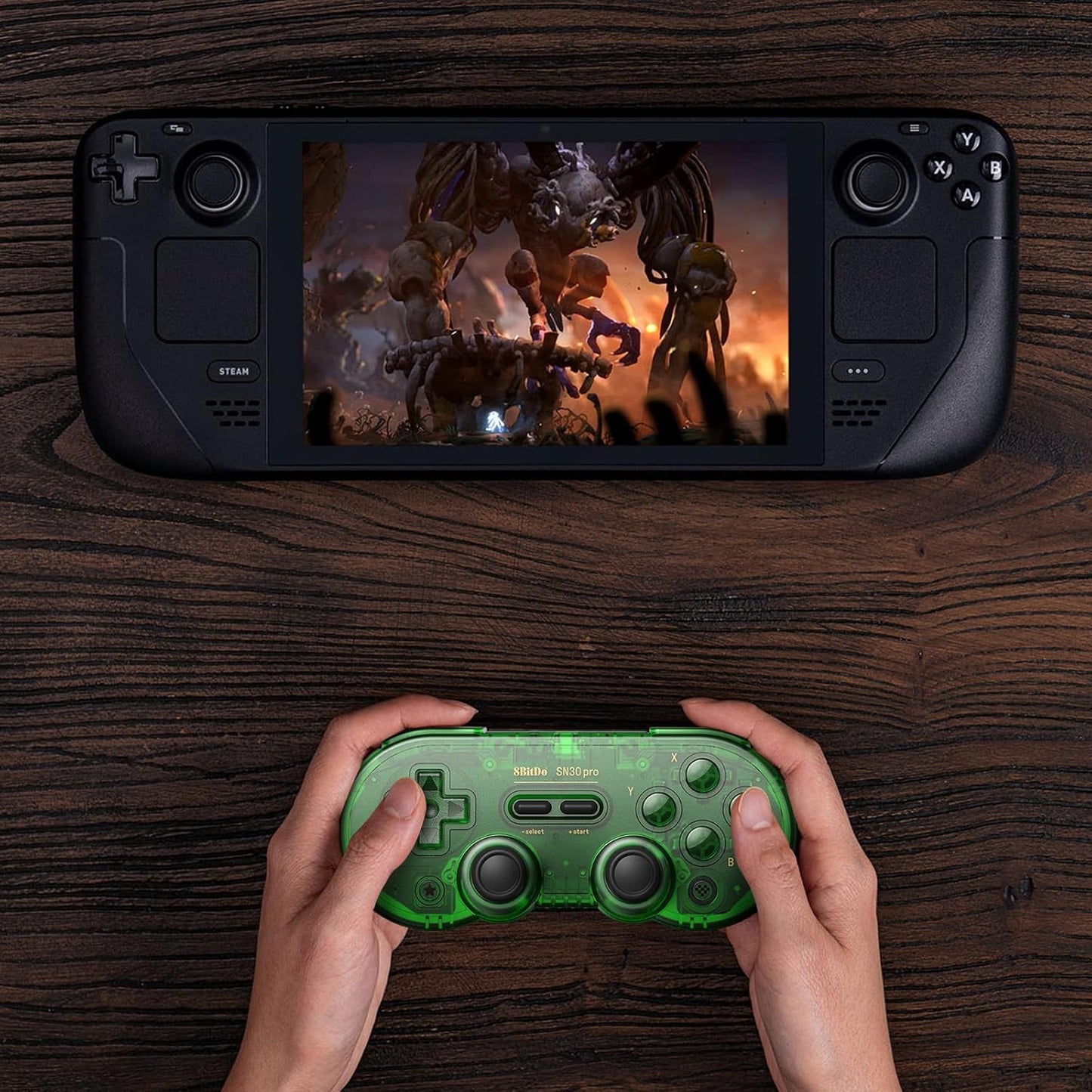 8Bitdo SN30 Pro Controlador inalámbrico Bluetooth con joysticks.